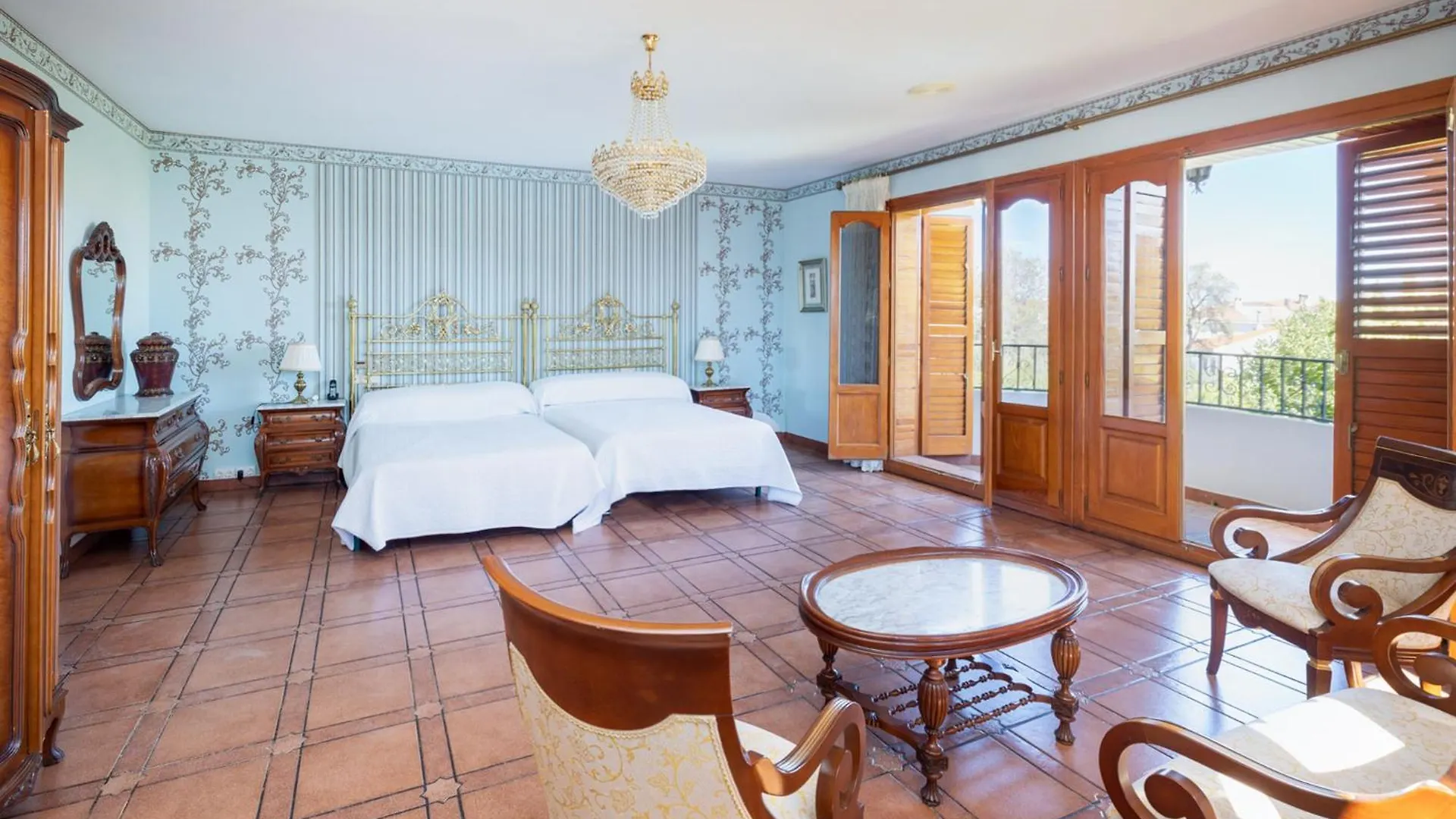 Maravilloso Chalet Con Piscina En Baza Espanha