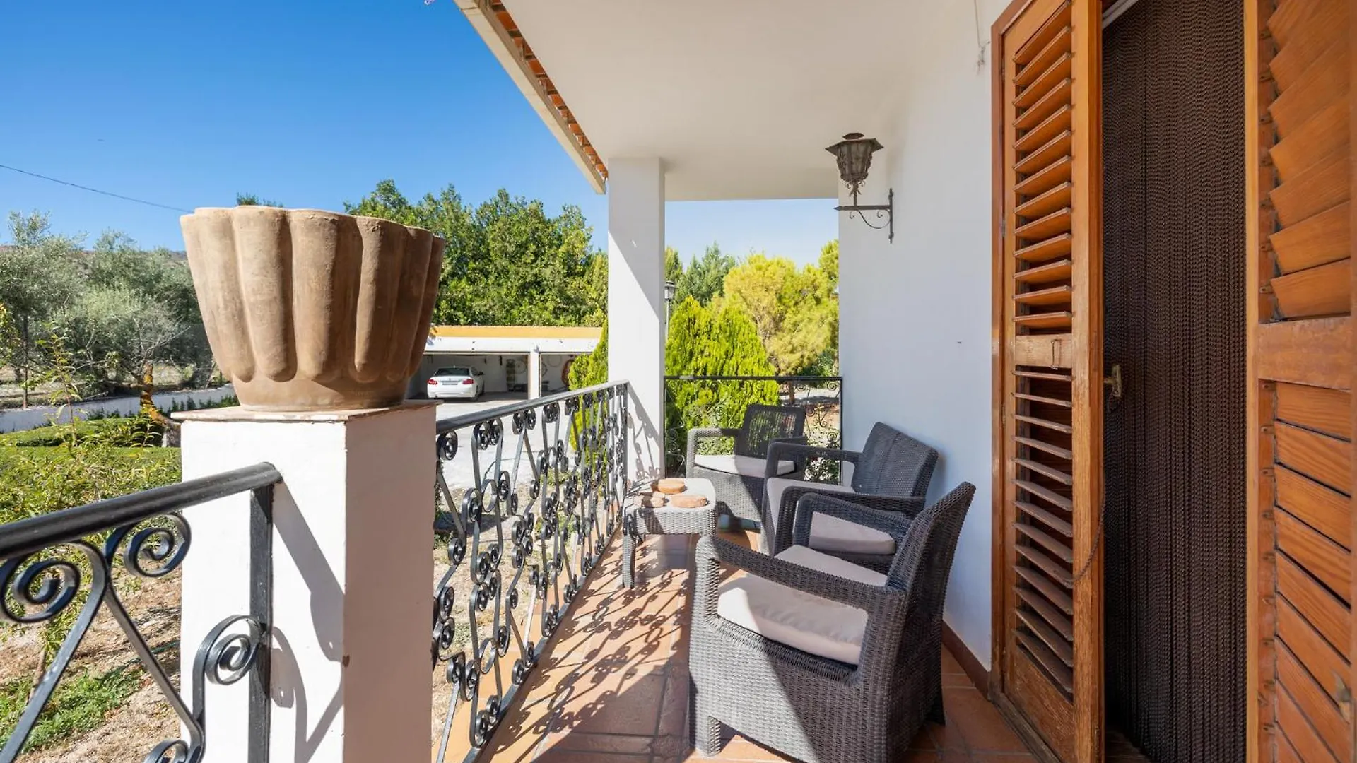Maravilloso Chalet Con Piscina En Baza 0*,