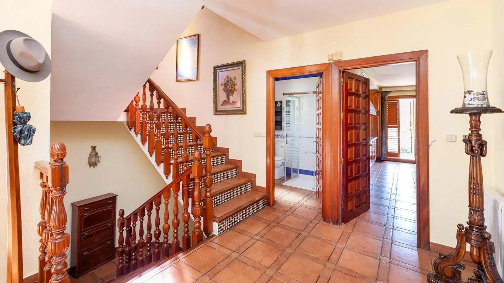 Maravilloso Chalet Con Piscina En Baza 0*,