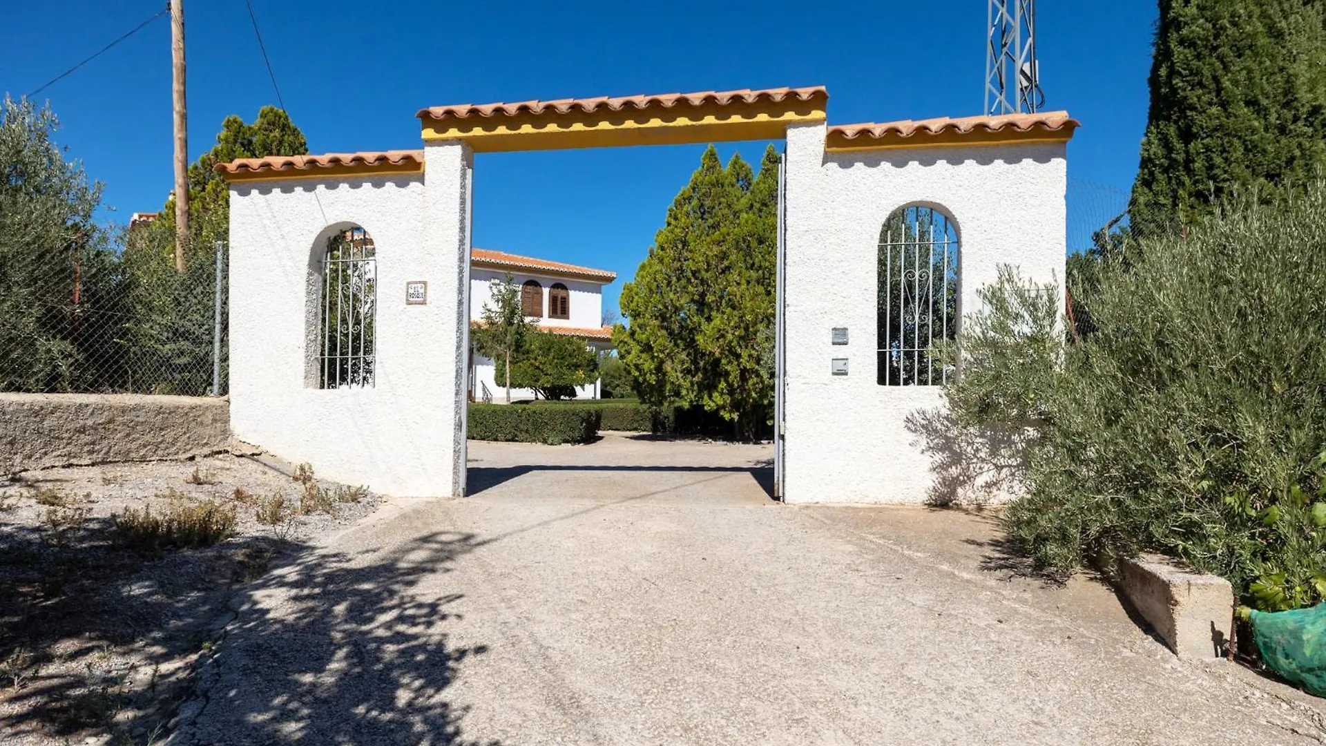 Maravilloso Chalet Con Piscina En Baza Espanha